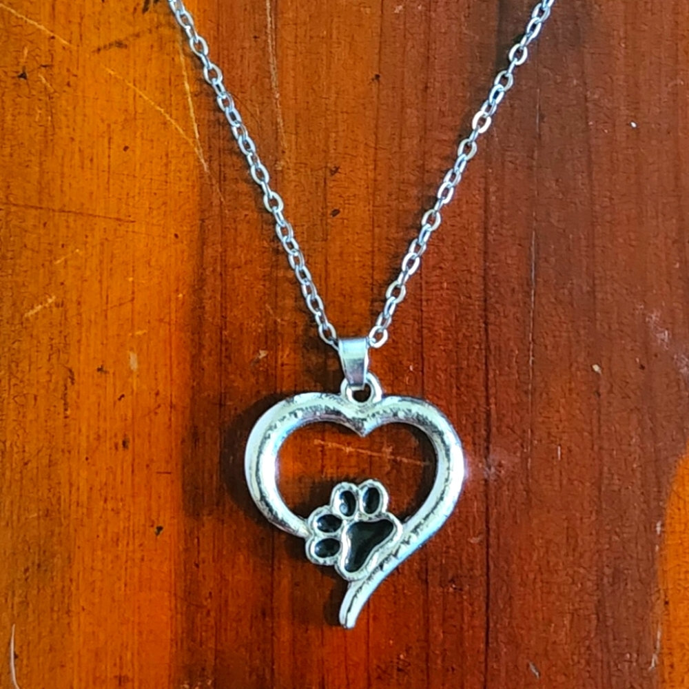 Heart and paw print pendant with chain necklace